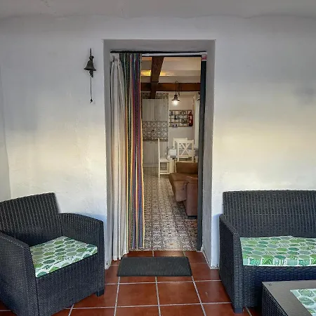 Casatrujillo Apartmán *